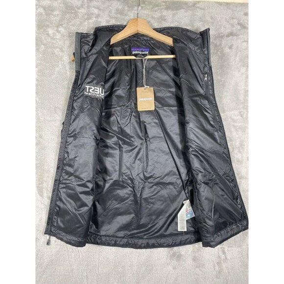 NWT Patagonia Men’s Nano Puff Vest Black Embroidered Quest Nutrition Logo Size M - Picture 9 of 16